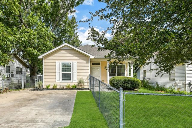 13242 9th Street, Santa Fe, TX 77510