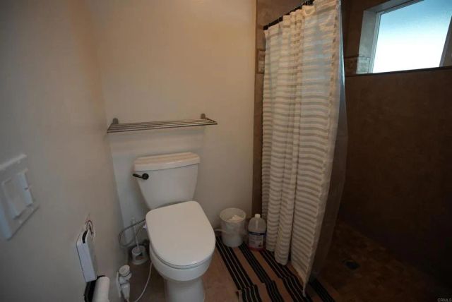 3730 Silverleaf Lane, Vista, CA 92084
