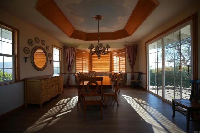 3730 Silverleaf Lane, Vista, CA 92084