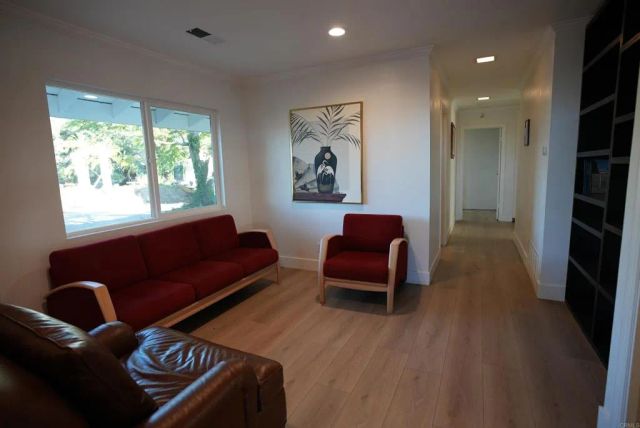 3730 Silverleaf Lane, Vista, CA 92084