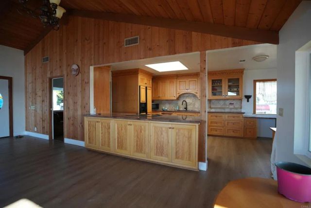 3730 Silverleaf Lane, Vista, CA 92084