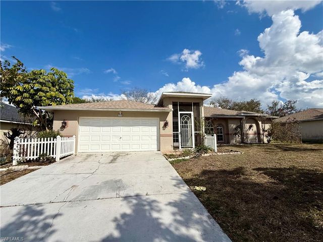 1713 SW 10th PL, Cape Coral, FL 33991