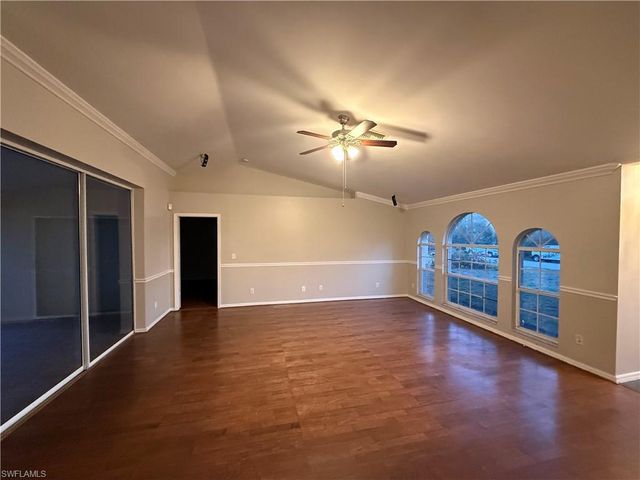 1713 SW 10th PL, Cape Coral, FL 33991