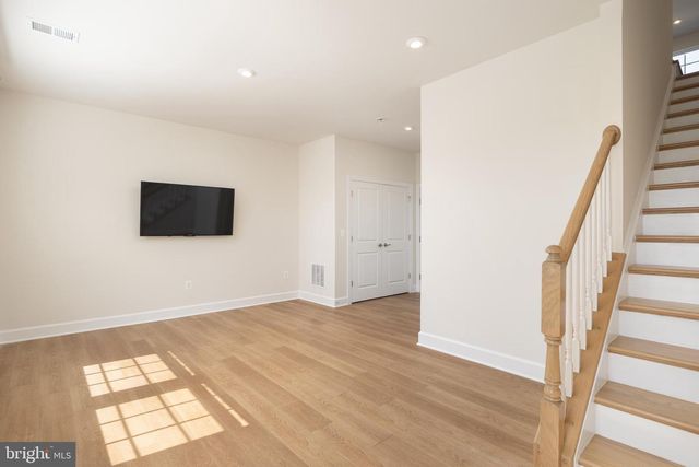 6310 BERKLEY BRIDGE PL, Haymarket, VA 20169