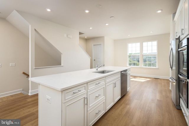 6310 BERKLEY BRIDGE PL, Haymarket, VA 20169