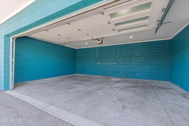 1110 S MONTEZUMA Avenue, Phoenix, AZ 85003