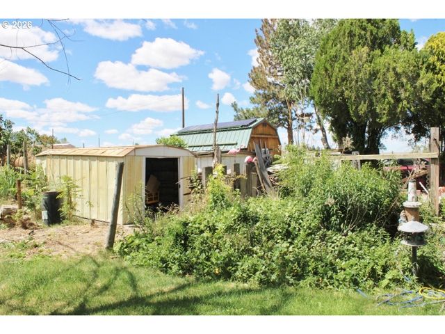 70822 Sw Douglas Dr, Pendleton, OR 97801