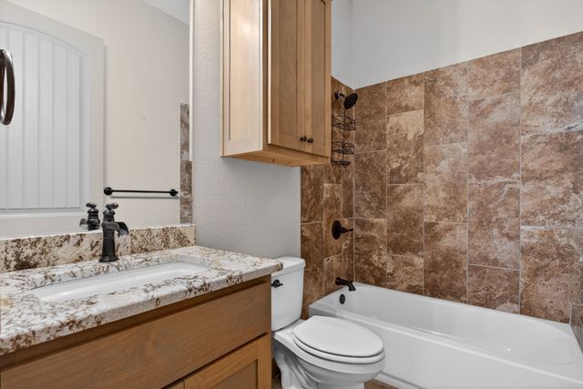 990 Doss Road, Millsap, TX 76066