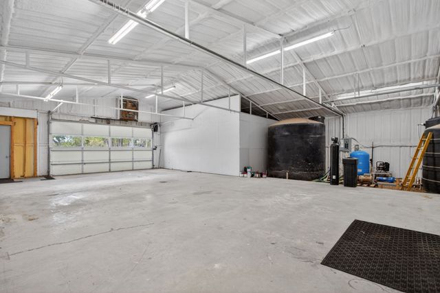 990 Doss Road, Millsap, TX 76066
