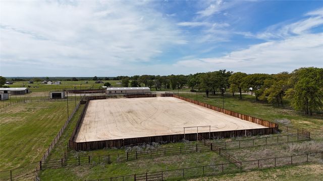 990 Doss Road, Millsap, TX 76066