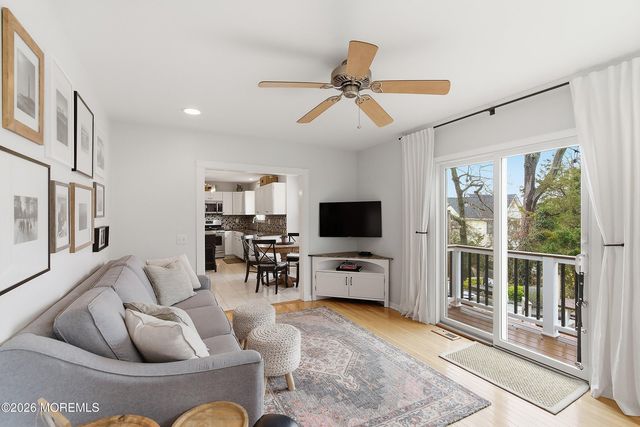 136 W End Avenue, Island Heights, NJ 08732