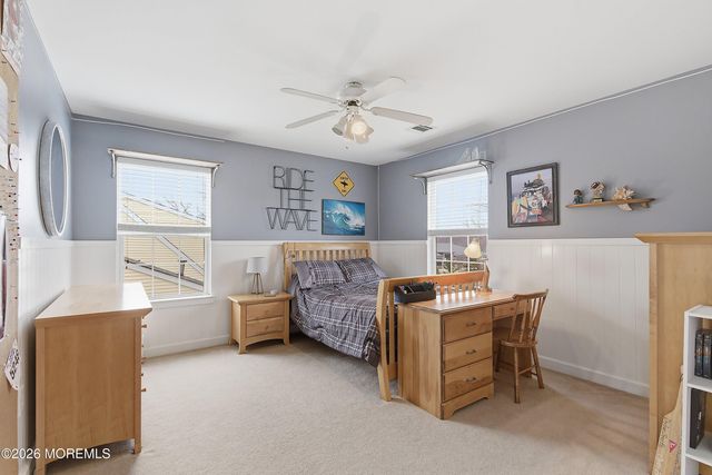 136 W End Avenue, Island Heights, NJ 08732