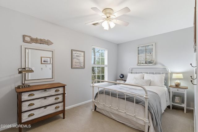 136 W End Avenue, Island Heights, NJ 08732