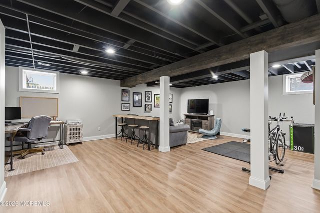 136 W End Avenue, Island Heights, NJ 08732