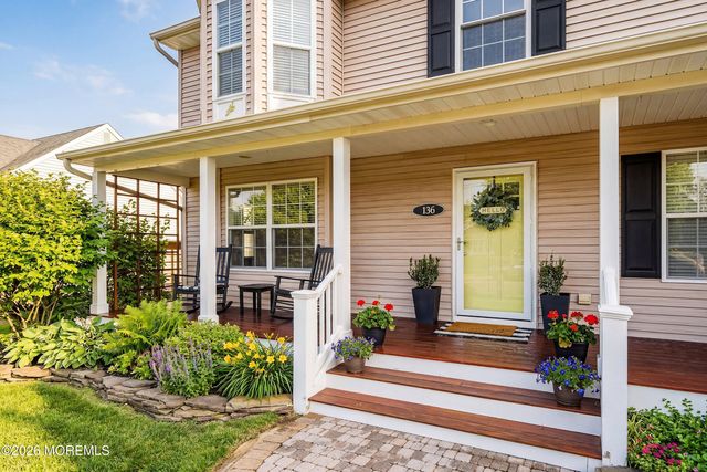136 W End Avenue, Island Heights, NJ 08732