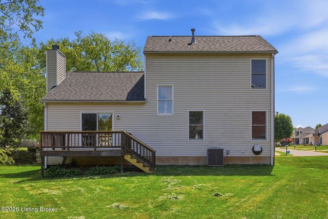 4029 Orchard Lake Dr, Louisville, KY 40218