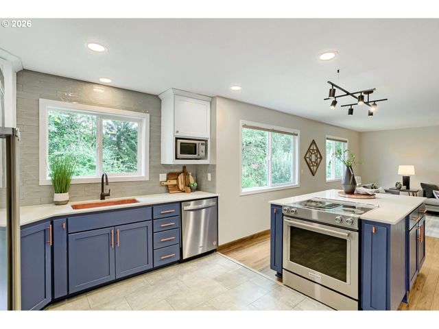 8813 Ne 26TH Ave, Vancouver, WA 98665