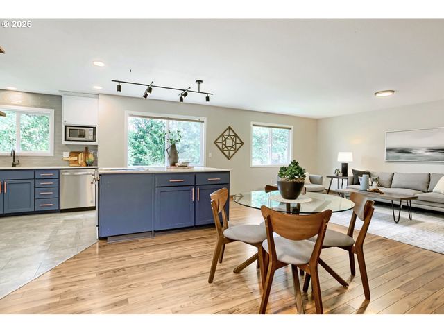 8813 Ne 26TH Ave, Vancouver, WA 98665