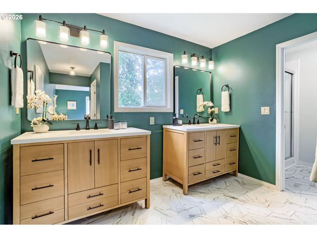 8813 Ne 26TH Ave, Vancouver, WA 98665