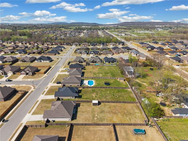 4601 Leafield Street, Springdale, AR 72764