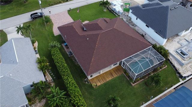 527 40th TER, Cape Coral, FL 33914