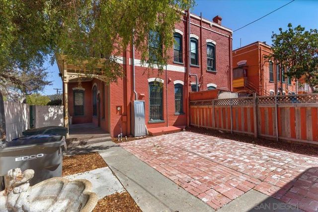 906 A Ave, National City, CA 91950