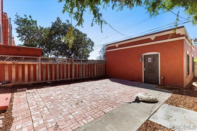 906 A Ave, National City, CA 91950