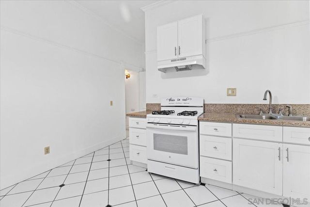 906 A Ave, National City, CA 91950