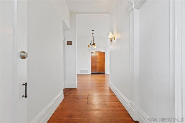 906 A Ave, National City, CA 91950