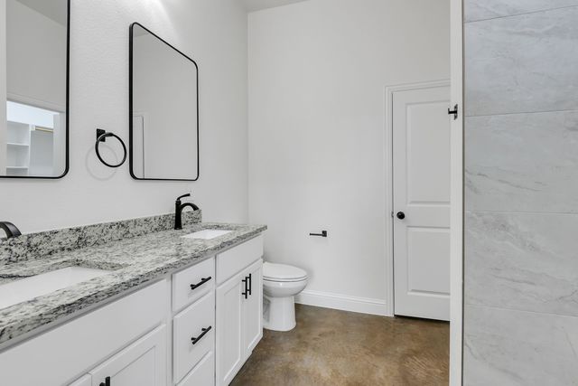 605 N Getzendaner Street, Waxahachie, TX 75165