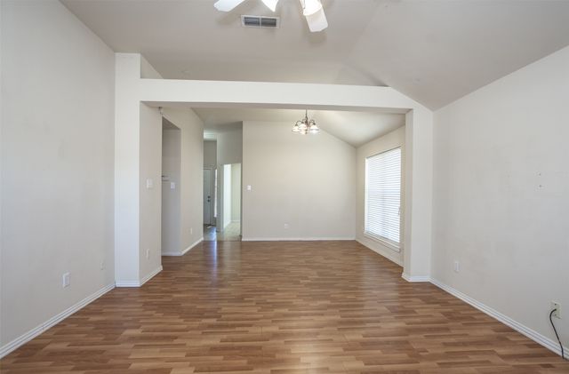 3511 Austin Street, Gainesville, TX 76240