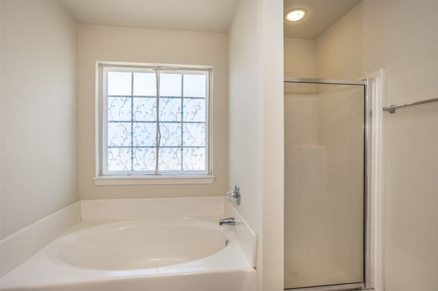 3511 Austin Street, Gainesville, TX 76240