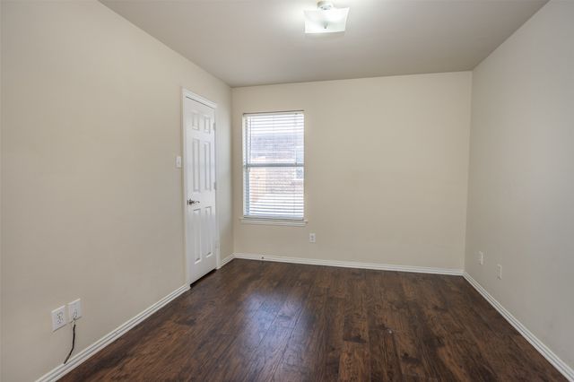 3511 Austin Street, Gainesville, TX 76240
