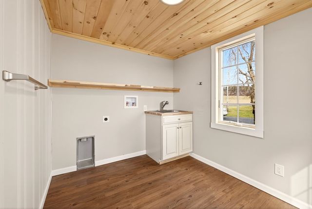 4765 Seneca Point Road, Canandaigua Town, NY 14424