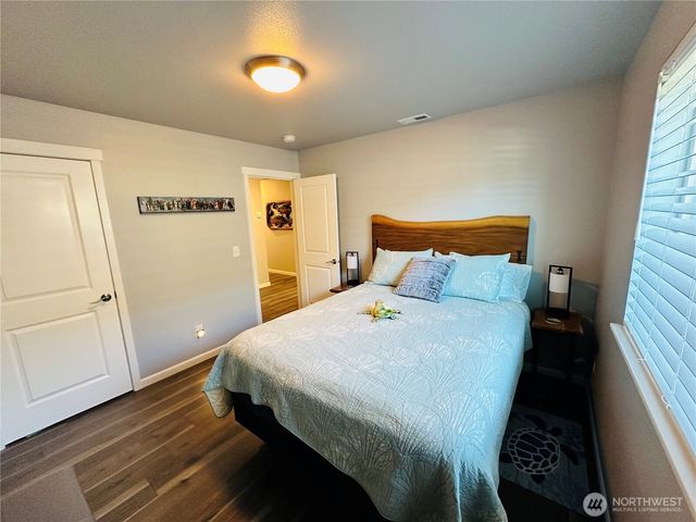 401 Seashore Street SW, Ocean Shores, WA 98569