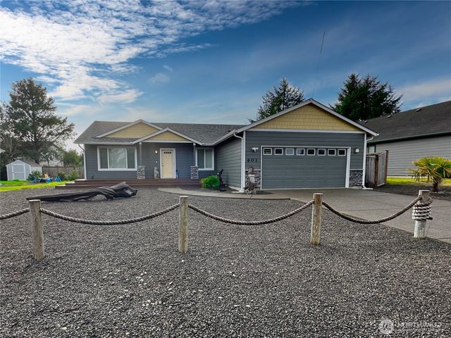 401 Seashore Street SW, Ocean Shores, WA 98569