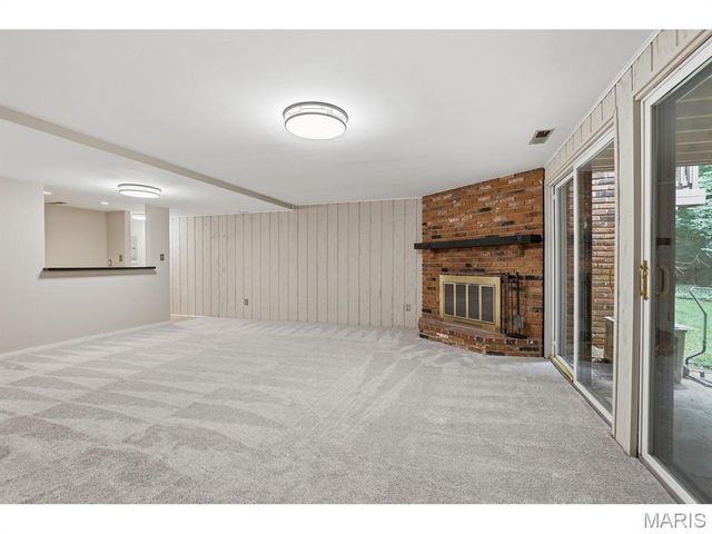 2008 Meadowtree Lane, Kirkwood, MO 63122