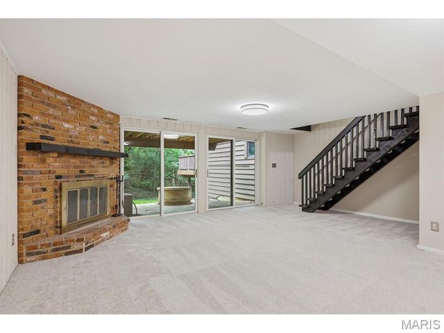 2008 Meadowtree Lane, Kirkwood, MO 63122