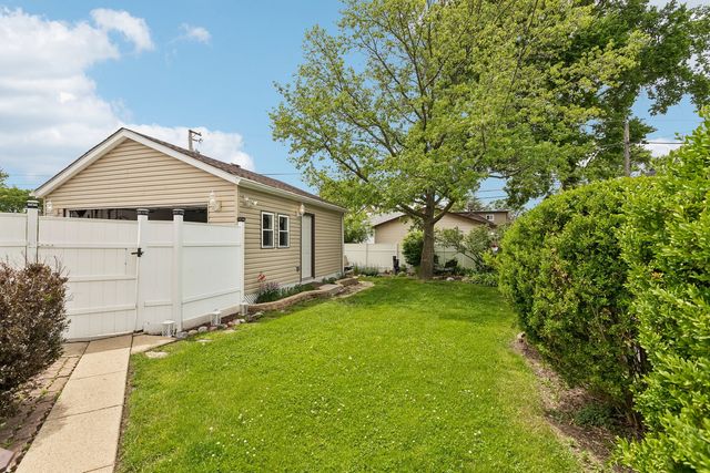 2732 Elder Lane, Franklin Park, IL 60131