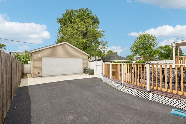 2732 Elder Lane, Franklin Park, IL 60131