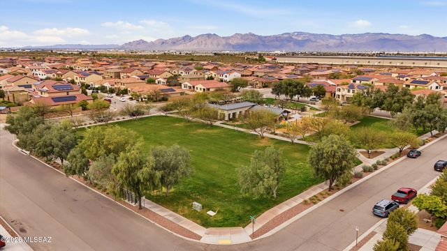 7391 S Via Casa Elegante, Tucson, AZ 85756