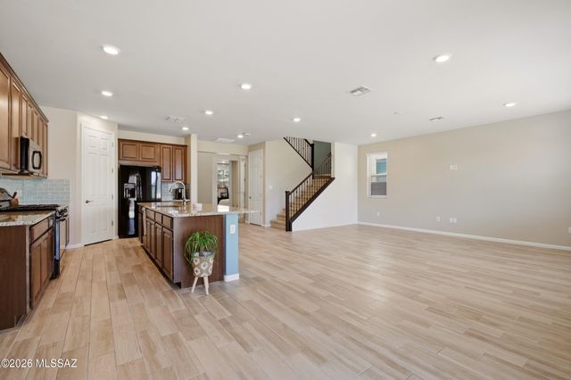 7391 S Via Casa Elegante, Tucson, AZ 85756