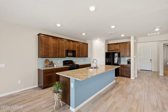 7391 S Via Casa Elegante, Tucson, AZ 85756