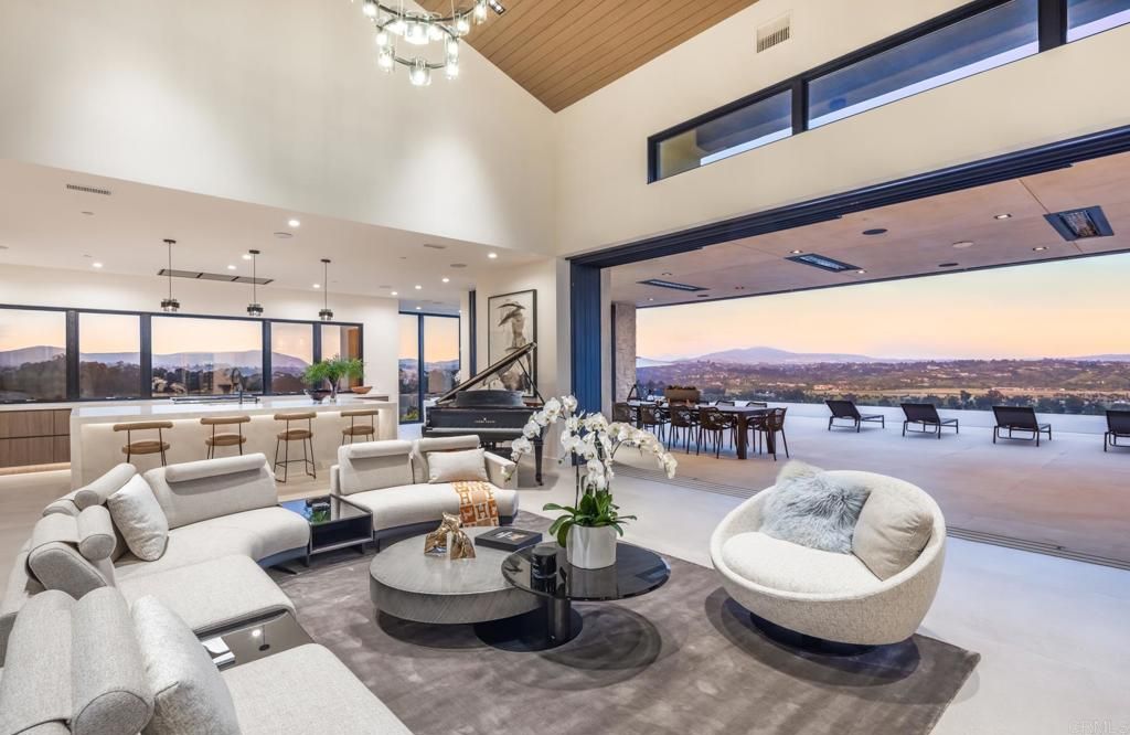 15575 Las Planideras, Rancho Santa Fe, CA 92067 — exterior