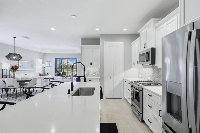 12826 SEASONG TERRACE, Bradenton, FL 34211