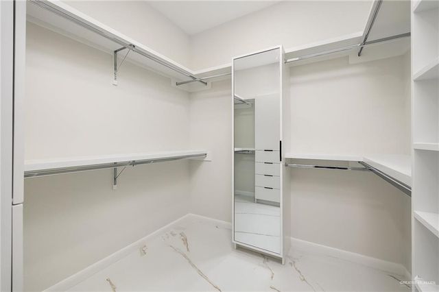 8104 N 51st N Street, Mcallen, TX 78504