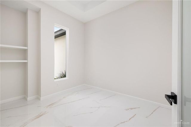 8104 N 51st N Street, Mcallen, TX 78504