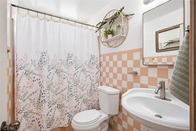 965 Kansas, Colton, CA 92324