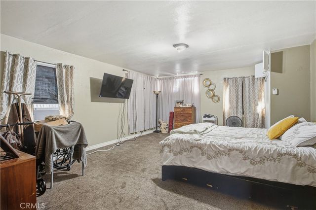 965 Kansas, Colton, CA 92324