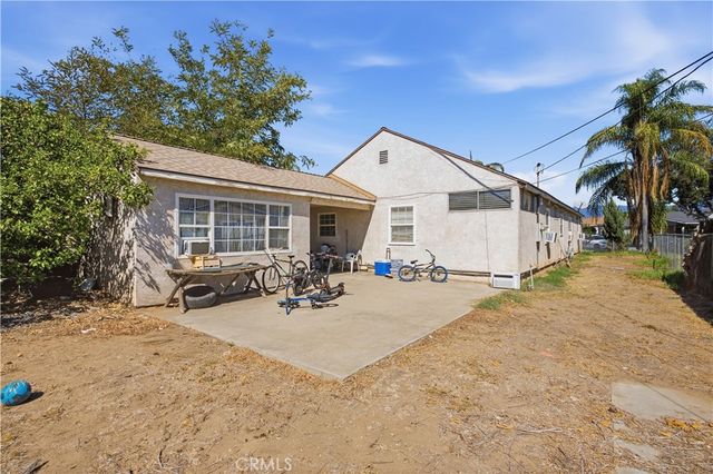 965 Kansas, Colton, CA 92324